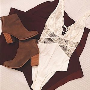 SOLD Anthropologie Floreat Dabney Lace Bodysuit